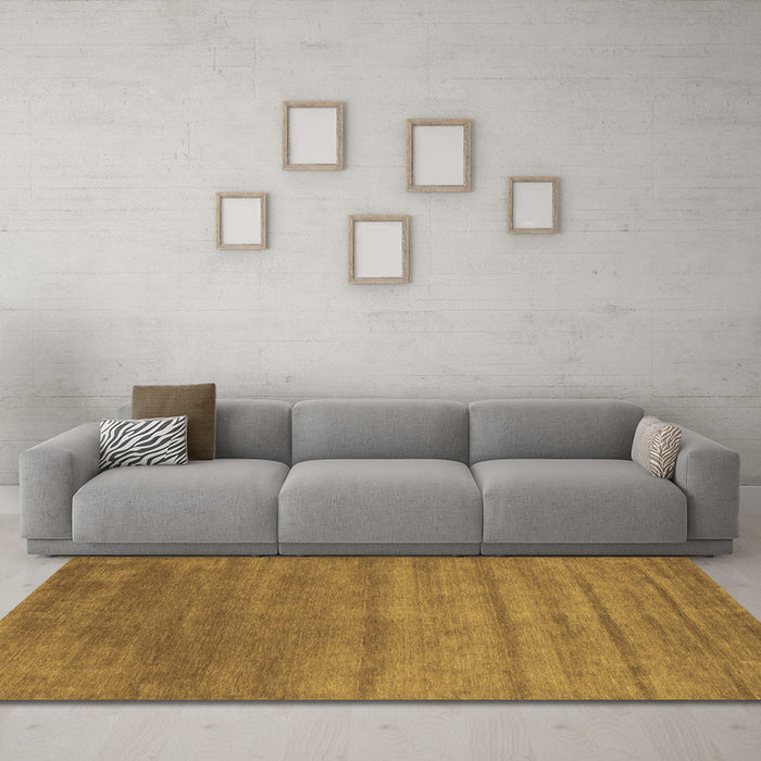 Machine Washable Abstract Brown Contemporary Rug in a Living Room,, wshcon49brn