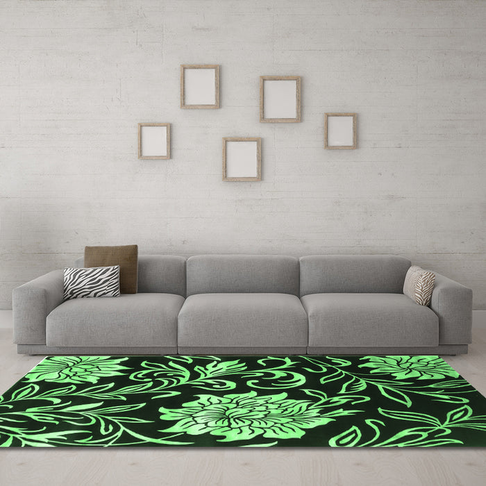 Machine Washable Abstract Emerald Green Contemporary Area Rugs in a Living Room,, wshcon502emgrn