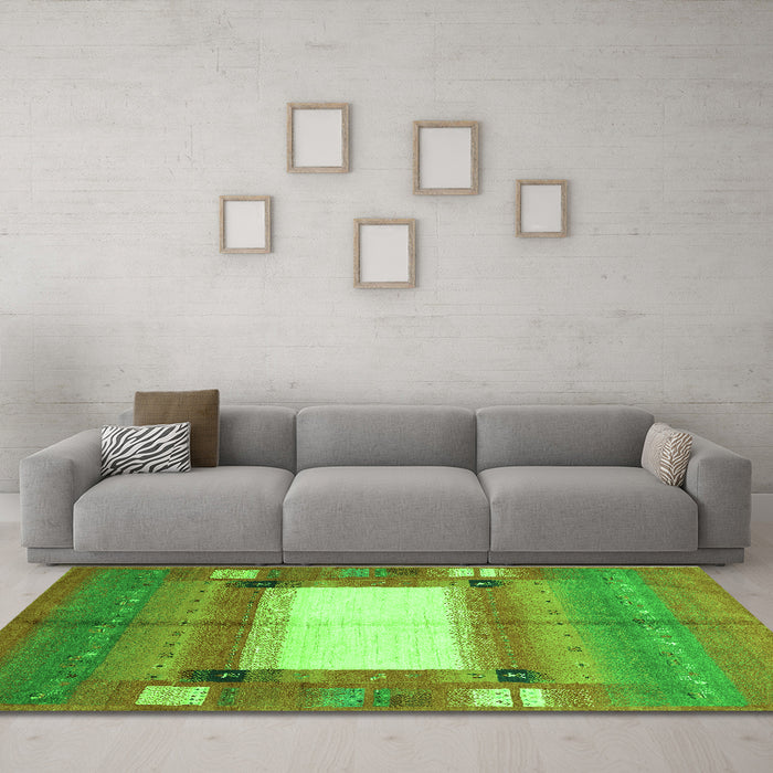 Machine Washable Abstract Green Contemporary Area Rugs in a Living Room,, wshcon504grn