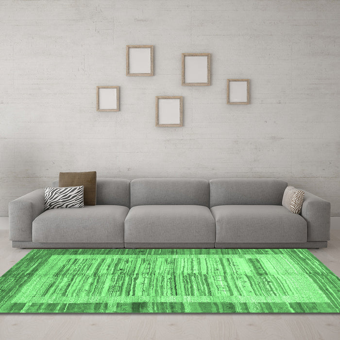 Machine Washable Abstract Emerald Green Contemporary Area Rugs in a Living Room,, wshcon508emgrn