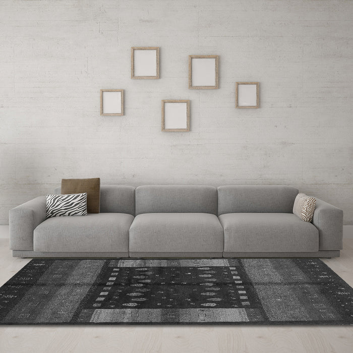 Machine Washable Oriental Gray Traditional Rug in a Living Room,, wshcon512gry