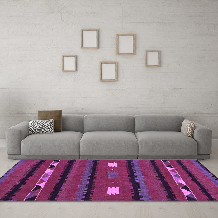 Machine Washable Oriental Purple Traditional Area Rugs in a Living Room, wshcon513pur
