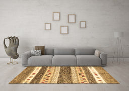 Machine Washable Abstract Brown Contemporary Rug in a Living Room,, wshcon514brn