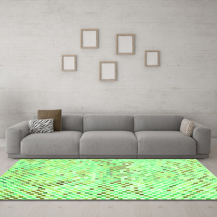Machine Washable Abstract Green Contemporary Area Rugs in a Living Room,, wshcon516grn