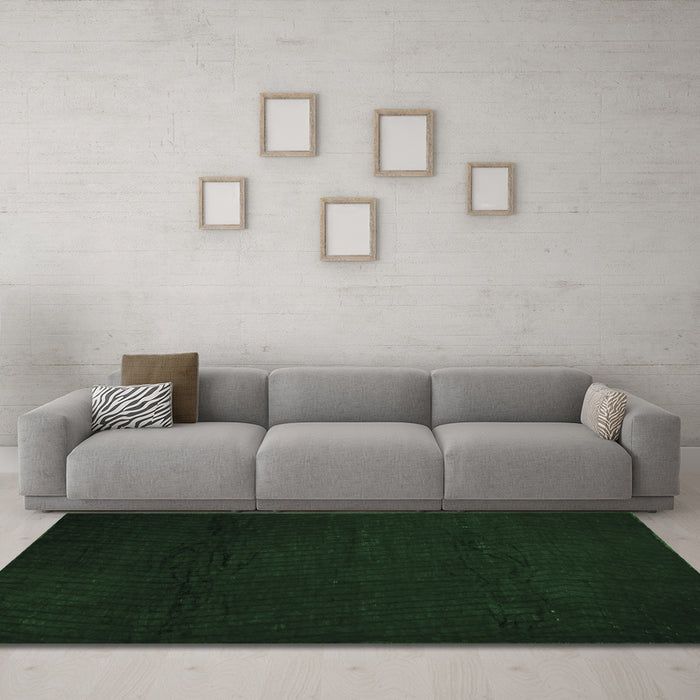 Machine Washable Abstract Emerald Green Contemporary Area Rugs in a Living Room,, wshcon519emgrn