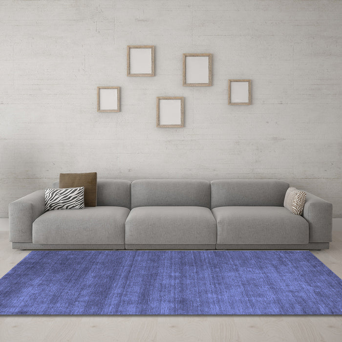Machine Washable Abstract Blue Contemporary Rug in a Living Room, wshcon51blu