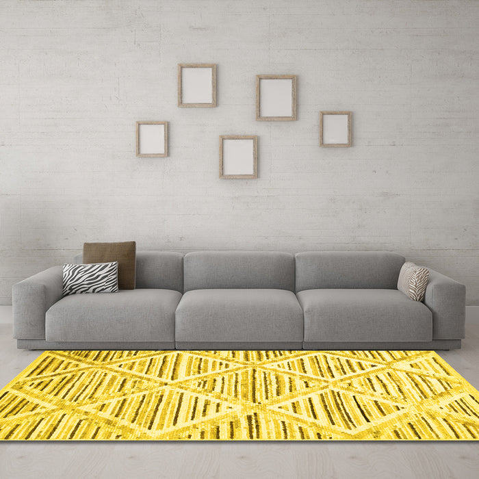 Machine Washable Abstract Yellow Contemporary Rug in a Living Room, wshcon520yw