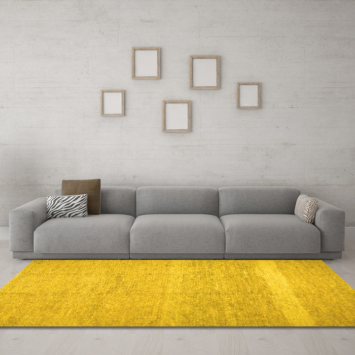 Machine Washable Abstract Yellow Contemporary Rug in a Living Room, wshcon522yw