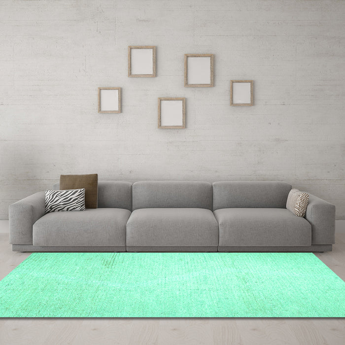 Machine Washable Solid Turquoise Modern Area Rugs in a Living Room,, wshcon523turq