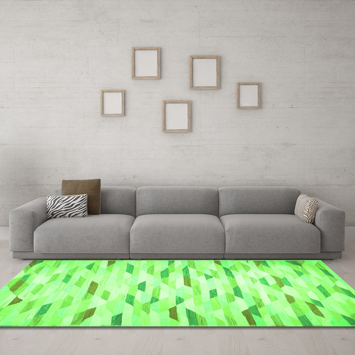Machine Washable Solid Green Modern Area Rugs in a Living Room,, wshcon524grn