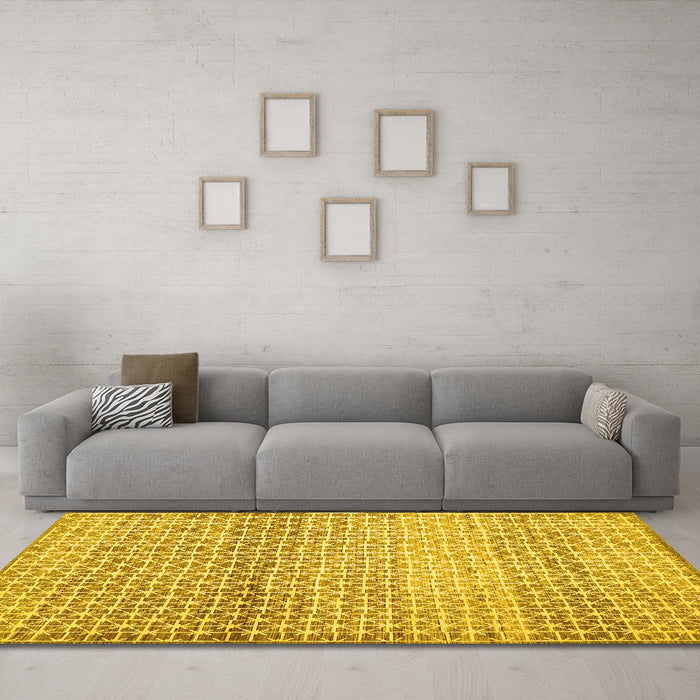Machine Washable Abstract Yellow Contemporary Rug in a Living Room, wshcon525yw