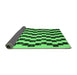 Sideview of Abstract Emerald Green Contemporary Rug, con526emgrn