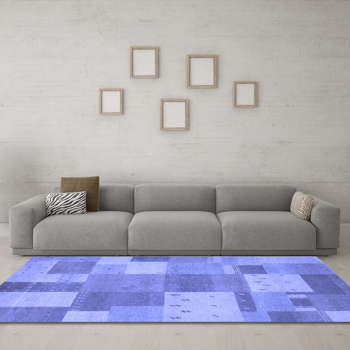 Machine Washable Patchwork Blue Transitional Rug in a Living Room, wshcon529blu