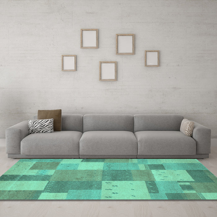 Machine Washable Patchwork Turquoise Transitional Area Rugs in a Living Room,, wshcon529turq