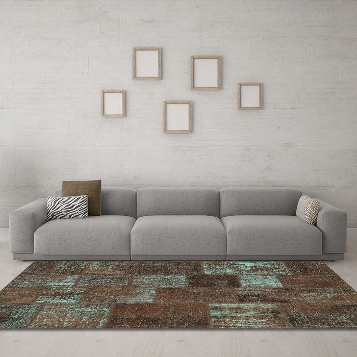 Machine Washable Patchwork Turquoise Transitional Area Rugs in a Living Room,, wshcon540turq