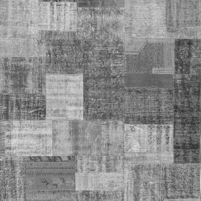 Serging Thickness of Machine Washable Patchwork Gray Transitional Rug, wshcon541gry