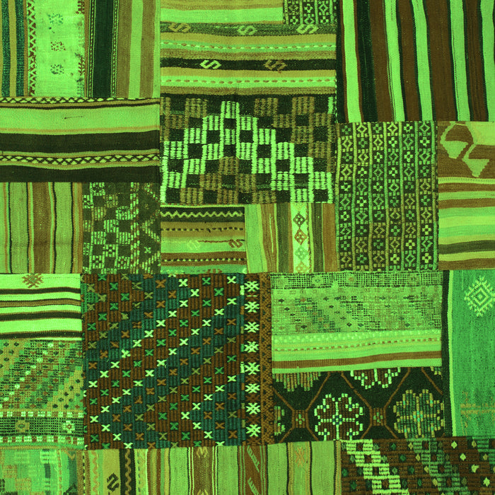 Serging Thickness of Machine Washable Patchwork Green Transitional Area Rugs, wshcon542grn