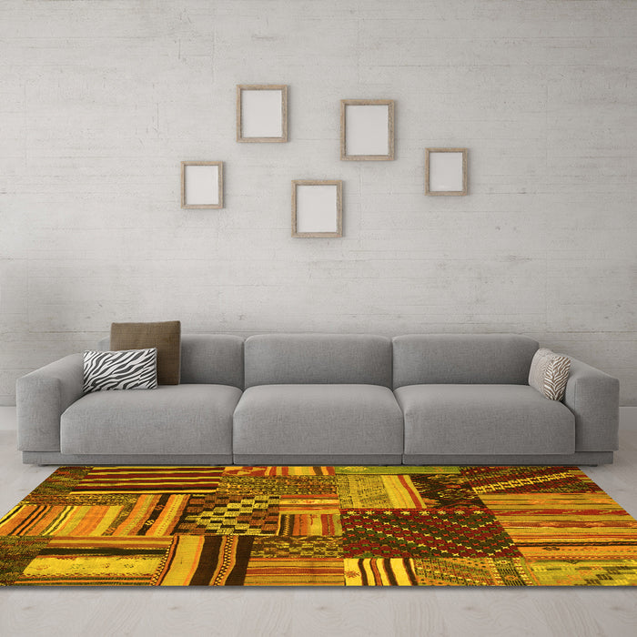 Machine Washable Patchwork Yellow Transitional Rug in a Living Room, wshcon542yw