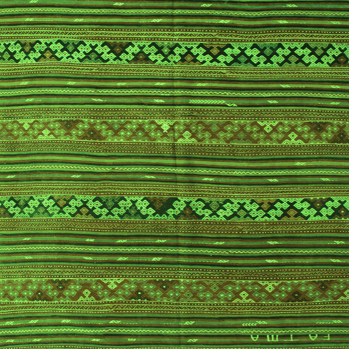 Serging Thickness of Machine Washable Oriental Green Traditional Area Rugs, wshcon543grn