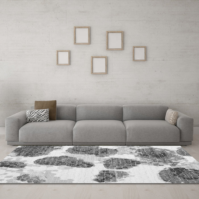 Machine Washable Abstract Gray Contemporary Rug in a Living Room,, wshcon545gry
