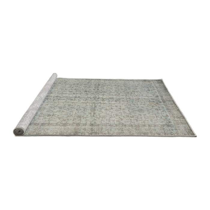 Serging Thickness of Machine Washable Contemporary Pale Silver Gray Rug, wshcon546