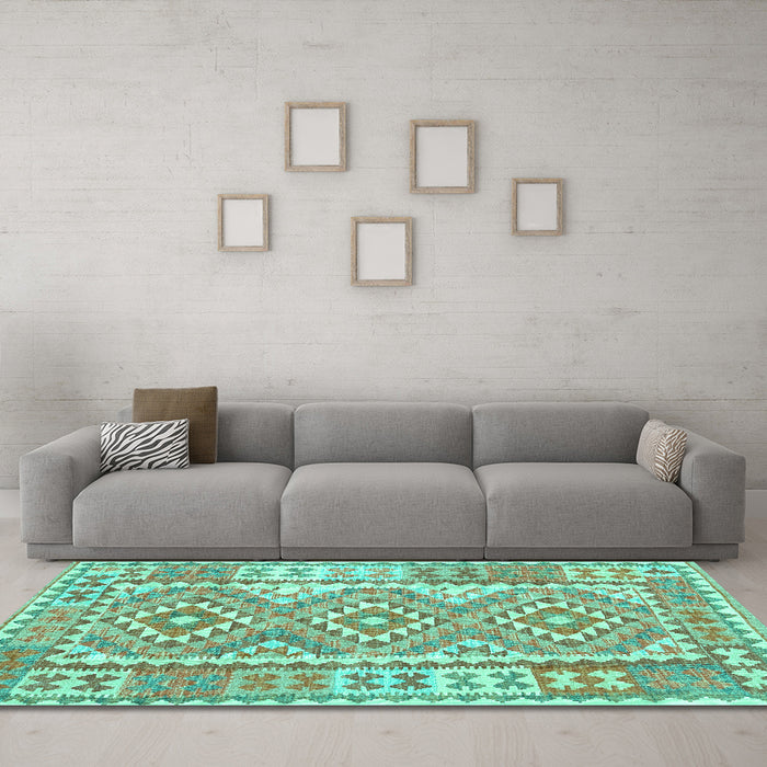 Machine Washable Oriental Turquoise Traditional Area Rugs in a Living Room,, wshcon553turq