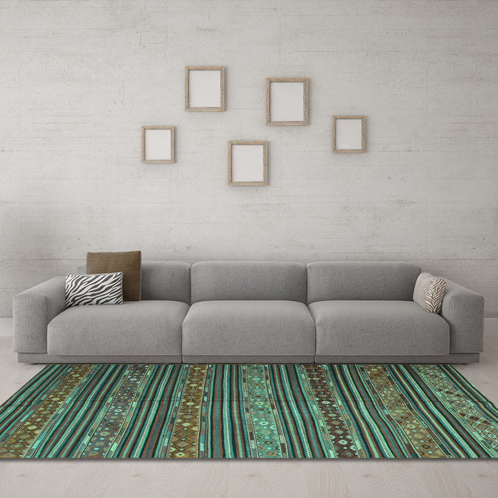 Machine Washable Oriental Turquoise Traditional Area Rugs in a Living Room,, wshcon559turq