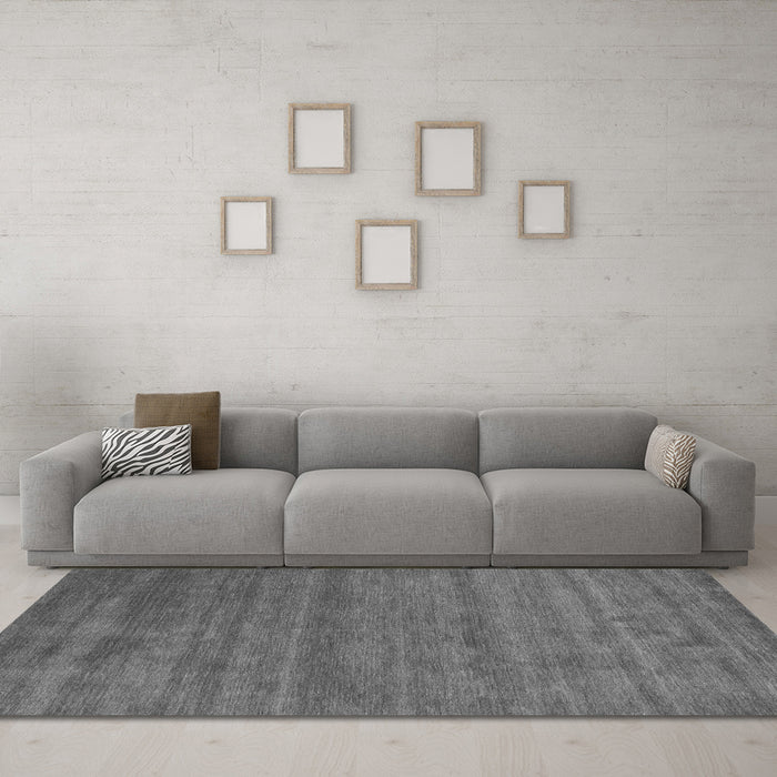 Machine Washable Abstract Gray Contemporary Rug in a Living Room,, wshcon55gry