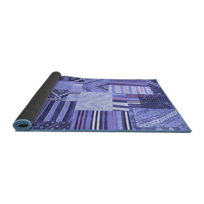 Sideview of Patchwork Blue Transitional Rug, con560blu