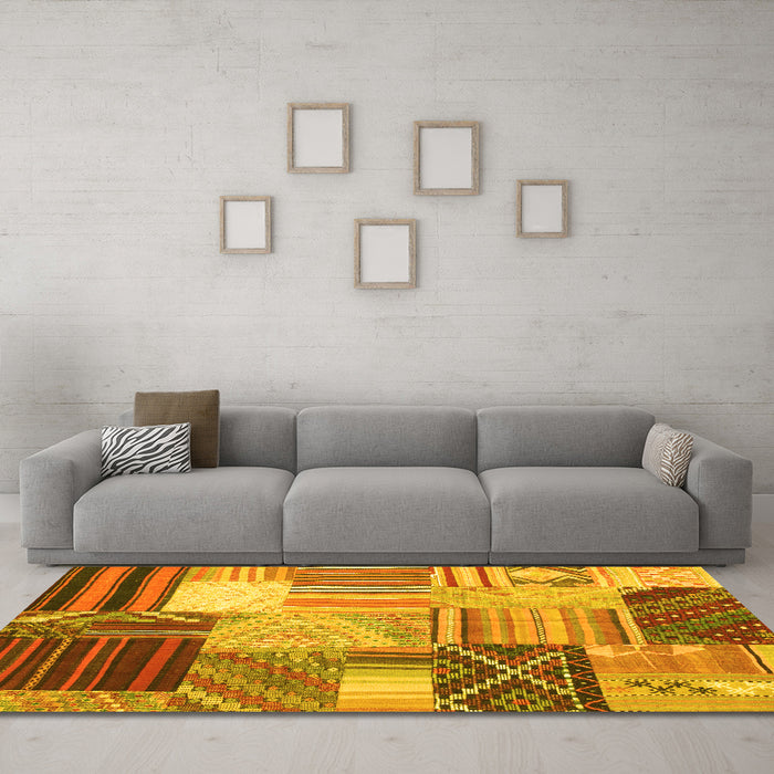 Machine Washable Patchwork Yellow Transitional Rug in a Living Room, wshcon561yw