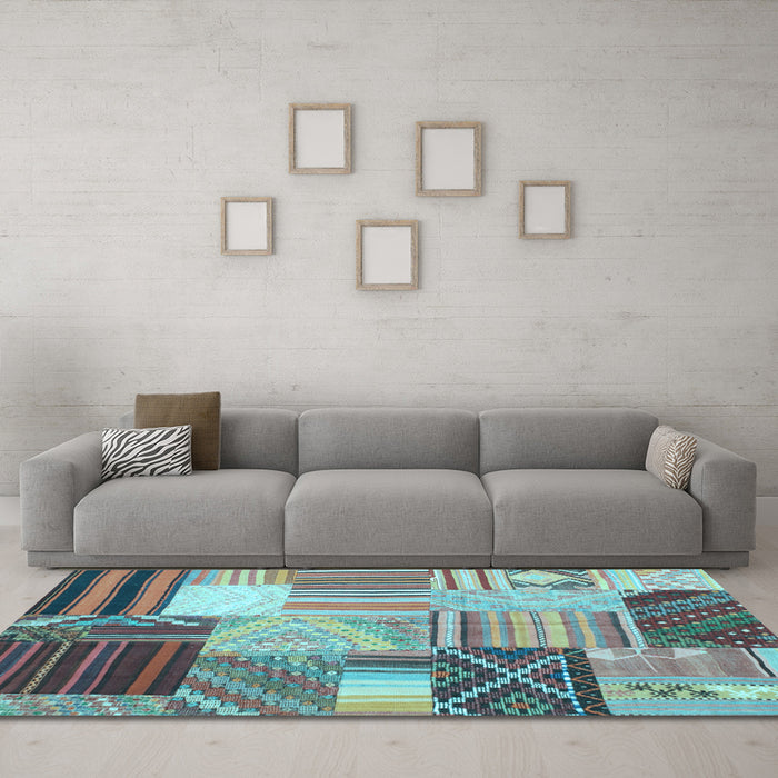 Machine Washable Patchwork Light Blue Transitional Rug in a Living Room, wshcon561lblu