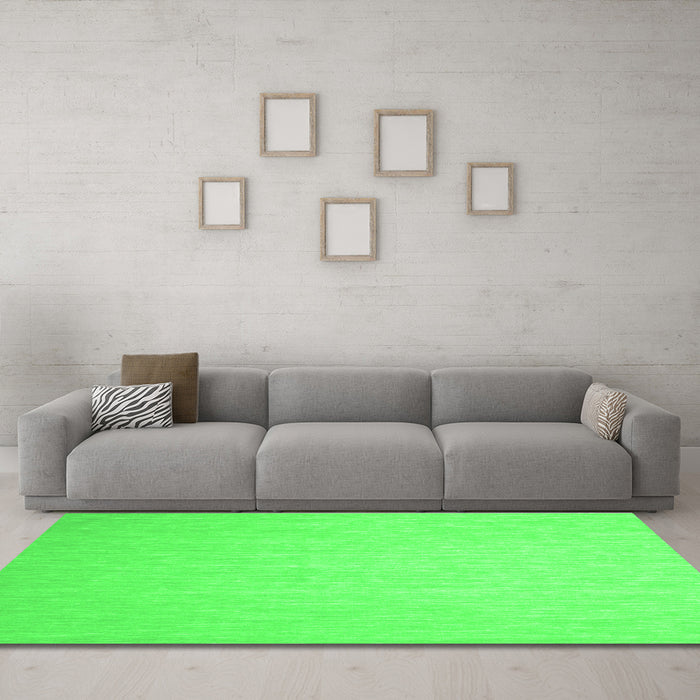 Machine Washable Abstract Green Contemporary Area Rugs in a Living Room,, wshcon564grn
