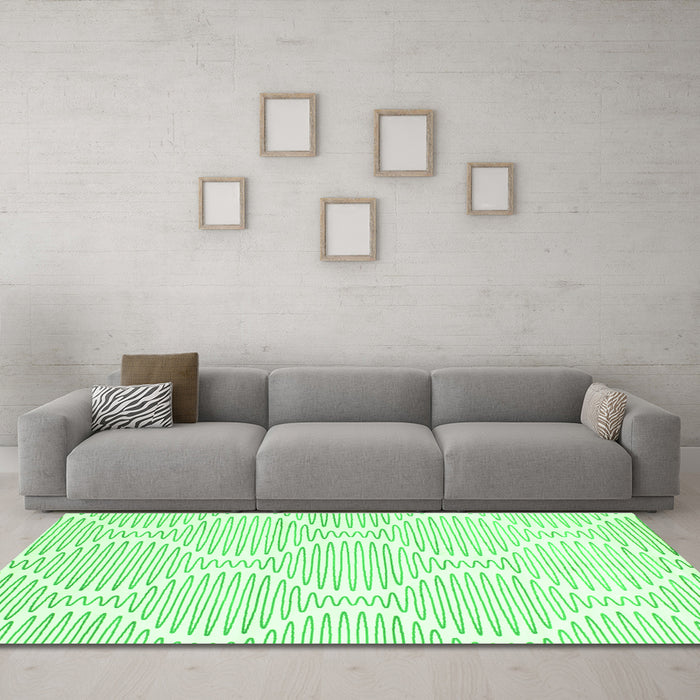Machine Washable Abstract Green Contemporary Area Rugs in a Living Room,, wshcon565grn