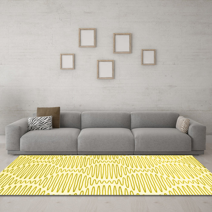 Machine Washable Abstract Yellow Contemporary Rug in a Living Room, wshcon565yw