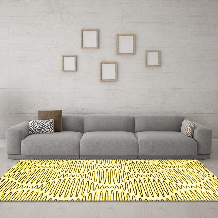 Machine Washable Abstract Yellow Contemporary Rug in a Living Room, wshcon566yw