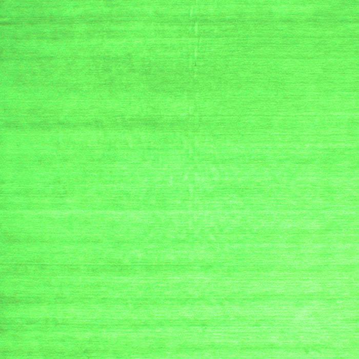 Serging Thickness of Machine Washable Solid Green Modern Area Rugs, wshcon577grn