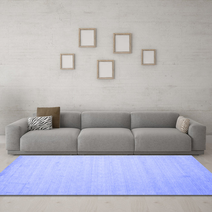 Machine Washable Solid Blue Modern Rug in a Living Room, wshcon579blu