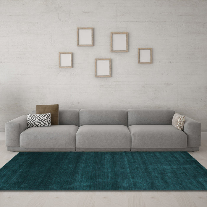 Machine Washable Abstract Light Blue Contemporary Rug in a Living Room, wshcon57lblu