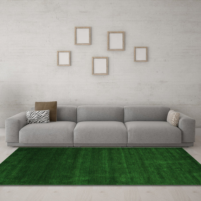 Machine Washable Abstract Green Contemporary Area Rugs in a Living Room,, wshcon57grn