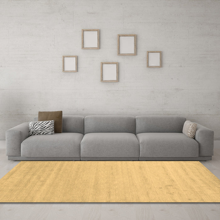 Machine Washable Solid Brown Modern Rug in a Living Room,, wshcon582brn
