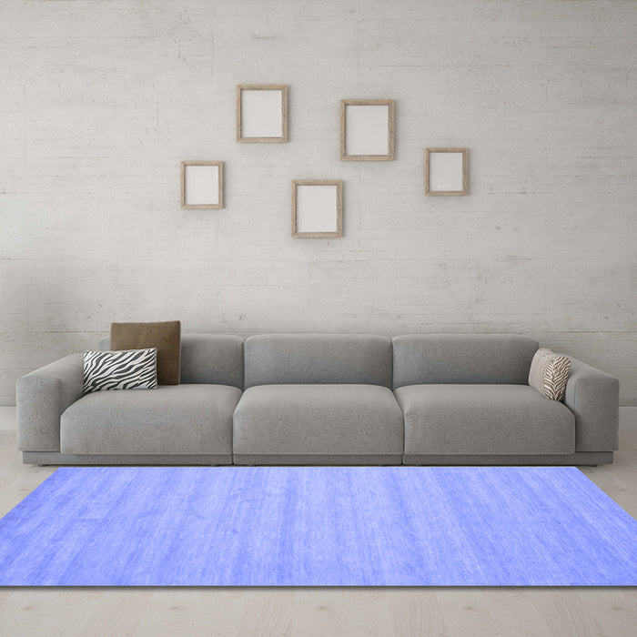 Machine Washable Solid Blue Modern Rug in a Living Room, wshcon587blu