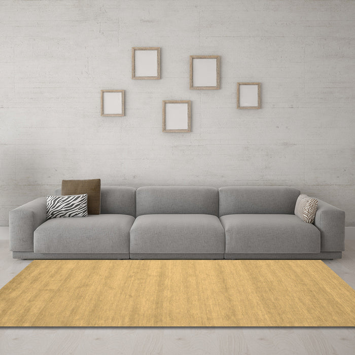 Machine Washable Solid Brown Modern Rug in a Living Room,, wshcon587brn