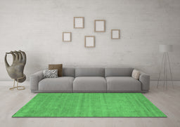 Machine Washable Abstract Emerald Green Contemporary Area Rugs in a Living Room,, wshcon58emgrn
