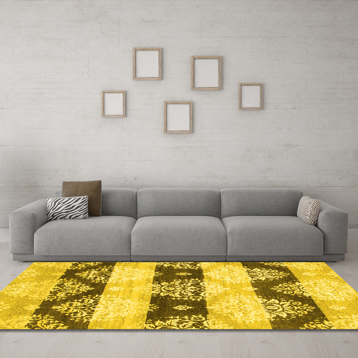 Machine Washable Abstract Yellow Contemporary Rug in a Living Room, wshcon592yw