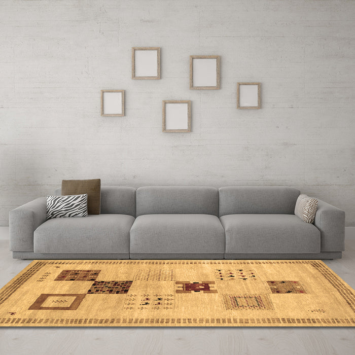 Machine Washable Abstract Brown Contemporary Rug in a Living Room,, wshcon594brn
