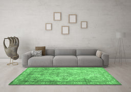 Machine Washable Abstract Emerald Green Contemporary Area Rugs in a Living Room,, wshcon601emgrn