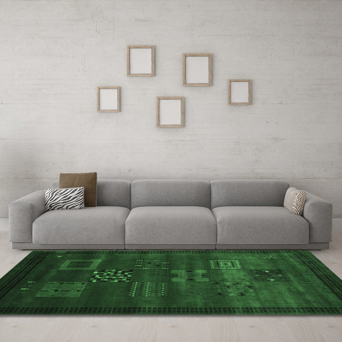 Machine Washable Abstract Emerald Green Contemporary Area Rugs in a Living Room,, wshcon602emgrn
