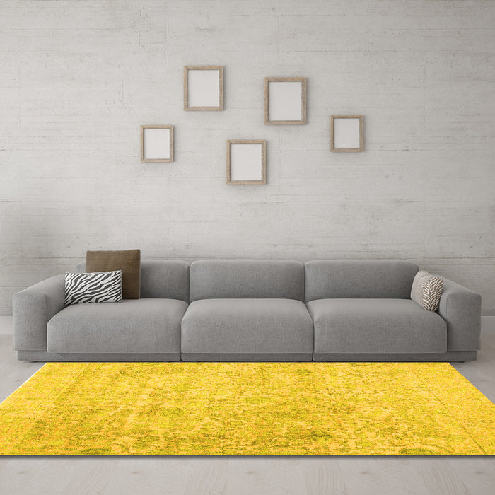 Machine Washable Abstract Yellow Contemporary Rug in a Living Room, wshcon604yw
