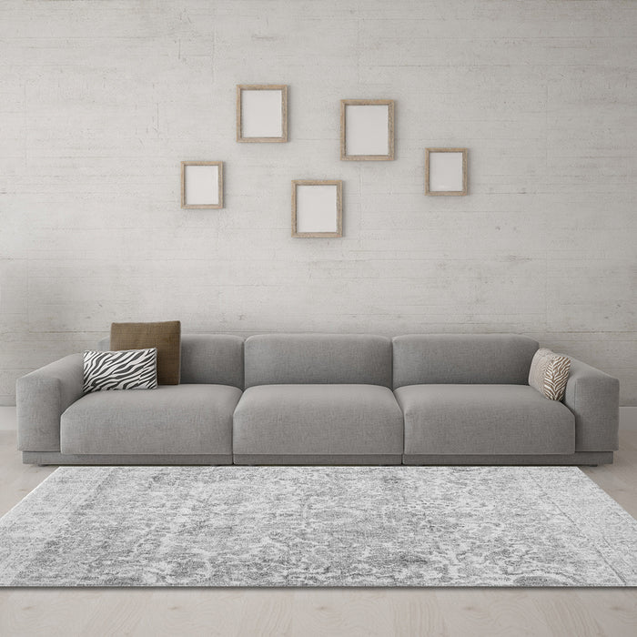 Machine Washable Abstract Gray Contemporary Rug in a Living Room,, wshcon604gry