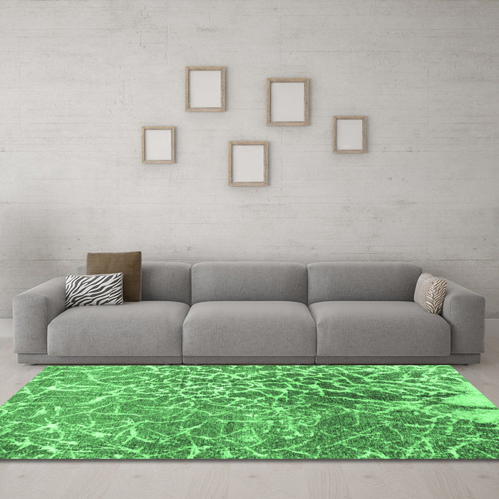 Machine Washable Abstract Emerald Green Contemporary Area Rugs in a Living Room,, wshcon609emgrn